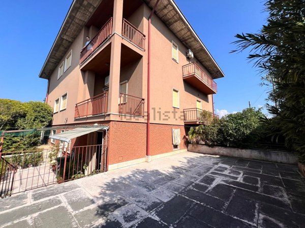 casa indipendente in vendita a Pescantina