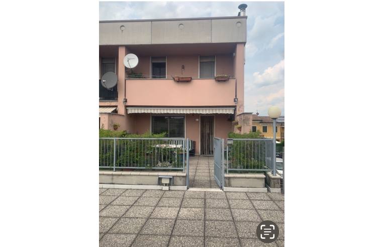 casa indipendente in vendita a Pescantina in zona Balconi
