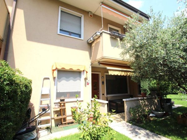 casa indipendente in vendita a Pescantina in zona Balconi