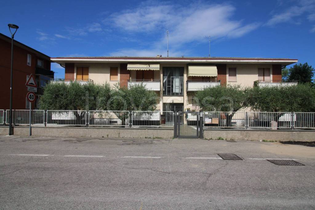 appartamento in vendita a Pescantina in zona Balconi