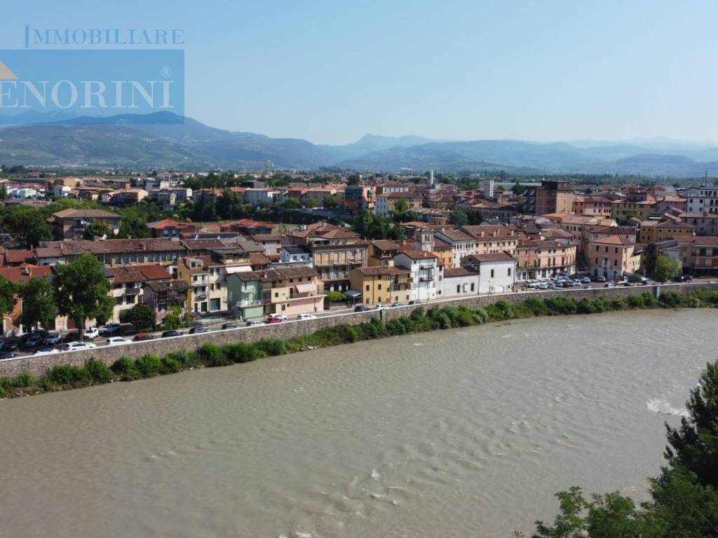 appartamento in vendita a Pescantina