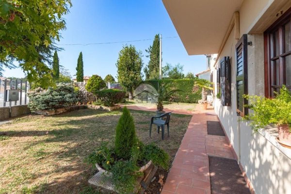 casa semindipendente in vendita a Pescantina in zona Settimo