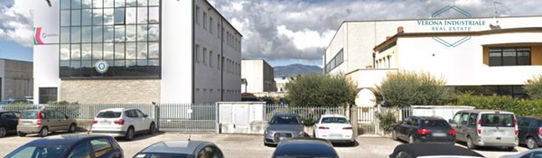 ufficio in vendita a Pescantina in zona Settimo