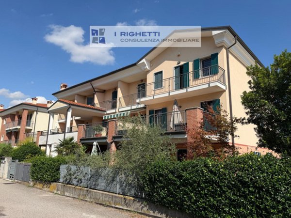 appartamento in vendita a Pescantina in zona Balconi