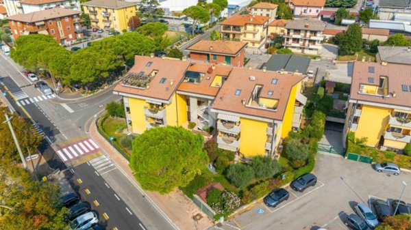 appartamento in vendita a Pescantina in zona Balconi