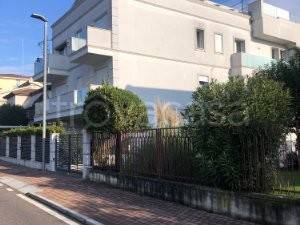 appartamento in vendita a Peschiera del Garda