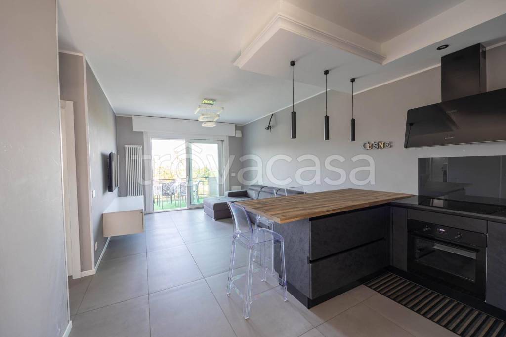 appartamento in vendita a Peschiera del Garda