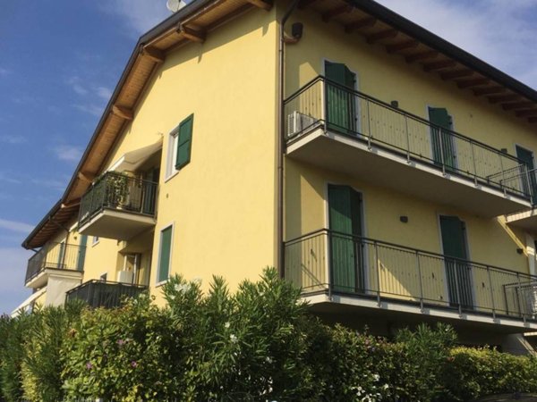 appartamento in vendita a Peschiera del Garda