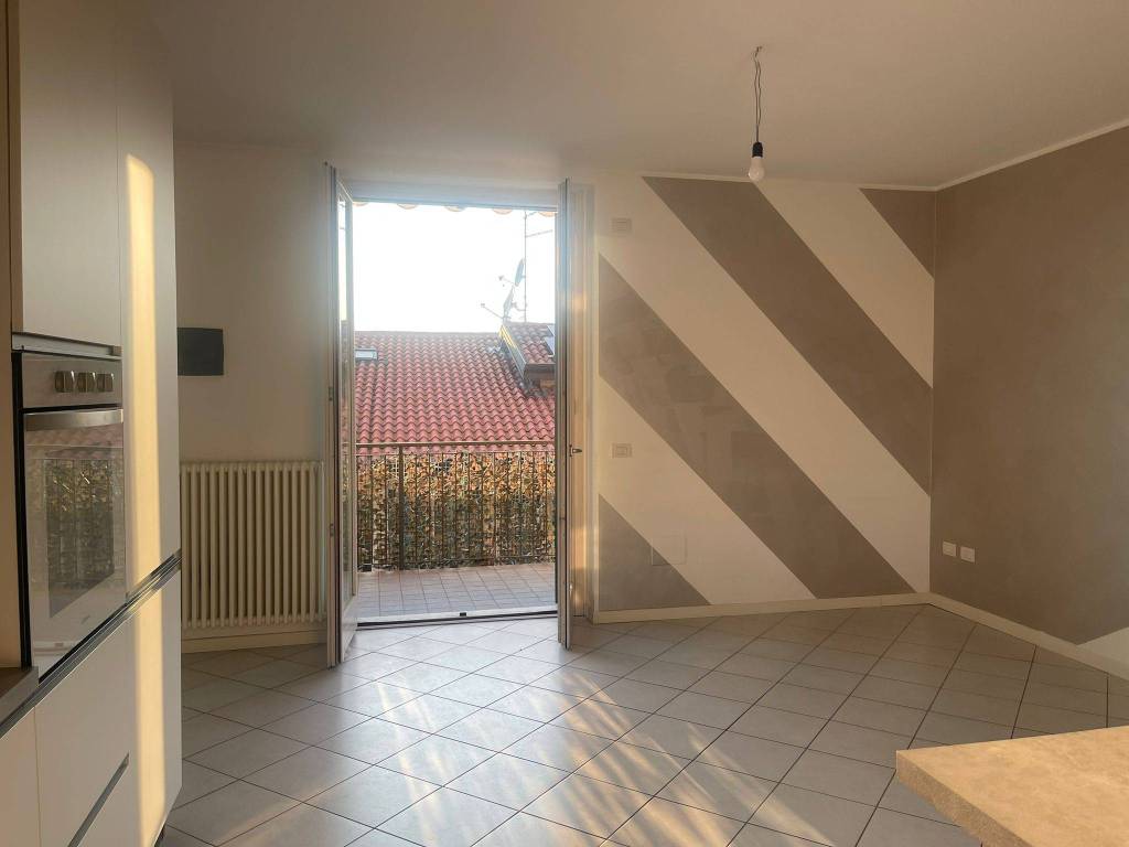 appartamento in vendita a Peschiera del Garda