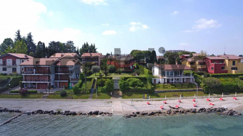 appartamento in vendita a Peschiera del Garda in zona San Benedetto di Lugana