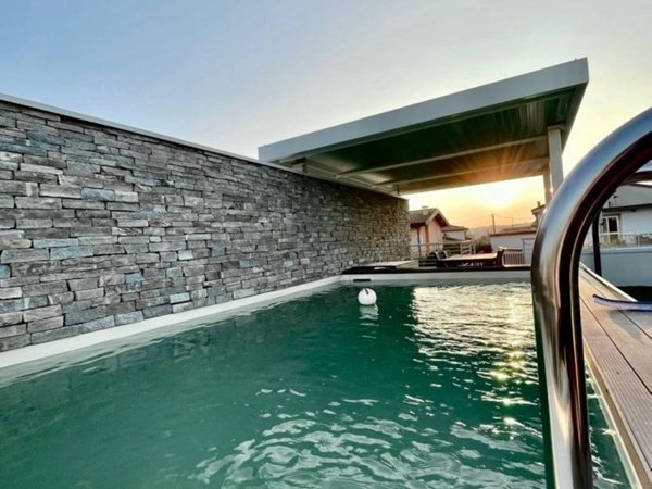 casa indipendente in vendita a Peschiera del Garda