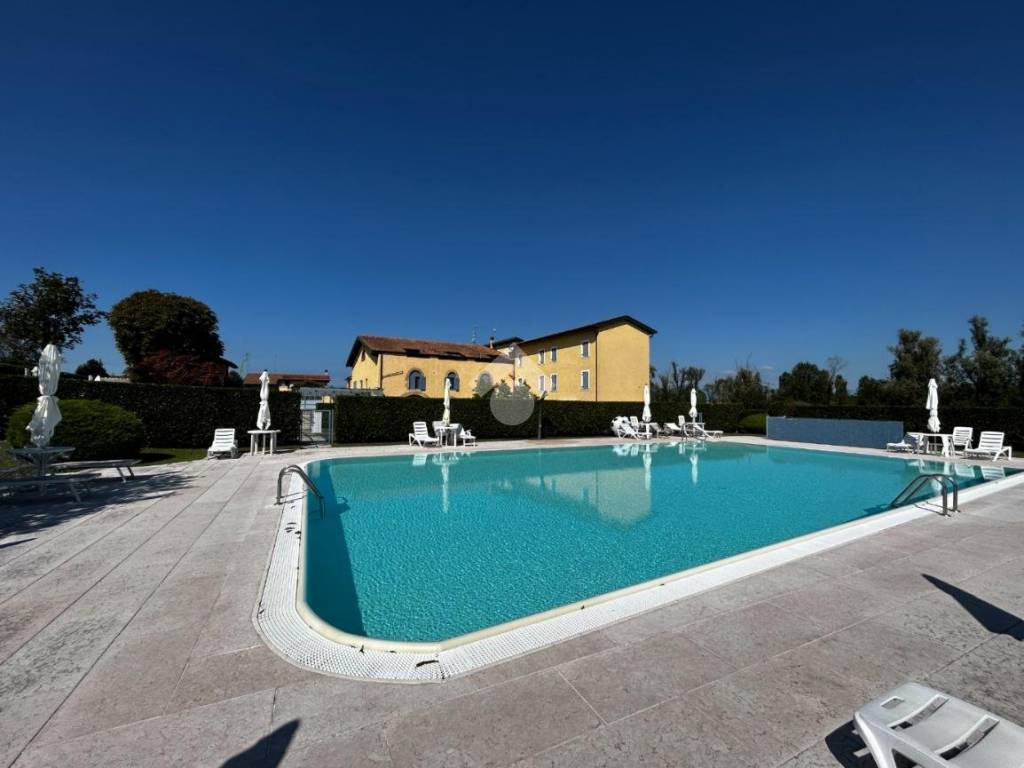 appartamento in vendita a Peschiera del Garda