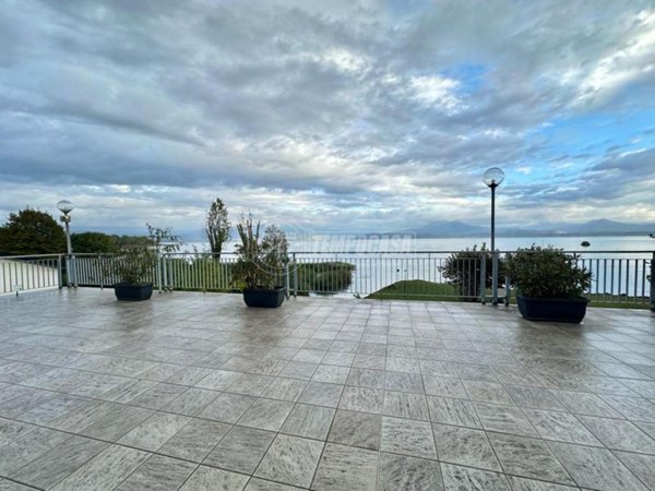 appartamento in vendita a Peschiera del Garda