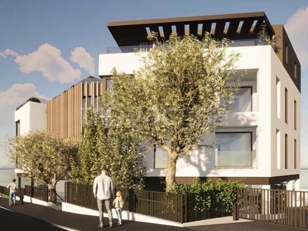 appartamento in vendita a Peschiera del Garda