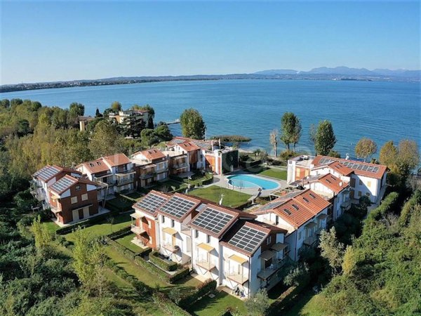 appartamento in vendita a Peschiera del Garda
