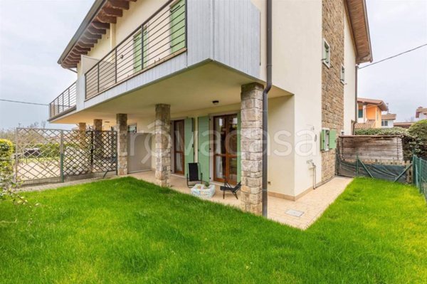 casa indipendente in vendita a Peschiera del Garda
