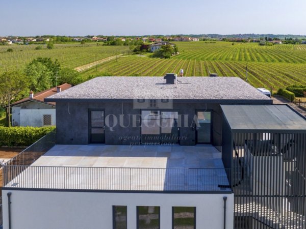 appartamento in vendita a Peschiera del Garda
