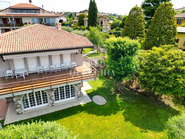casa indipendente in vendita a Peschiera del Garda