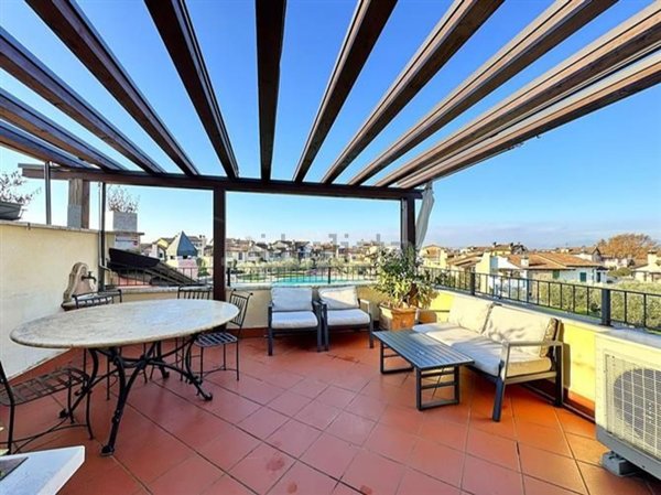 appartamento in vendita a Peschiera del Garda