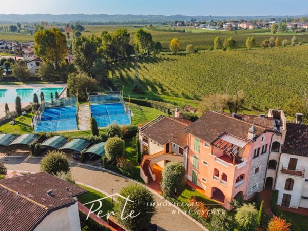 appartamento in vendita a Peschiera del Garda
