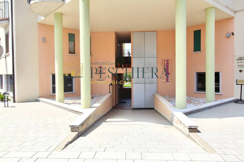 ufficio in vendita a Peschiera del Garda