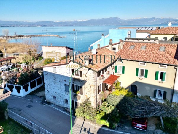 casa indipendente in vendita a Peschiera del Garda