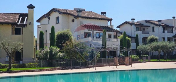 appartamento in vendita a Peschiera del Garda in zona San Benedetto di Lugana