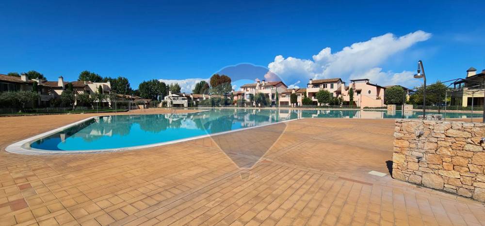 appartamento in vendita a Peschiera del Garda in zona San Benedetto di Lugana