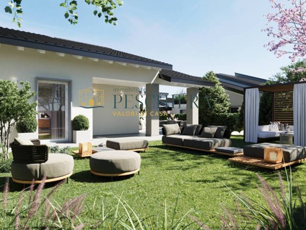 casa indipendente in vendita a Peschiera del Garda in zona Broglie