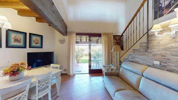 appartamento in vendita a Peschiera del Garda