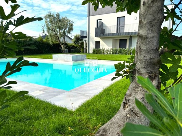 appartamento in vendita a Peschiera del Garda
