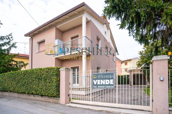 appartamento in vendita a Peschiera del Garda