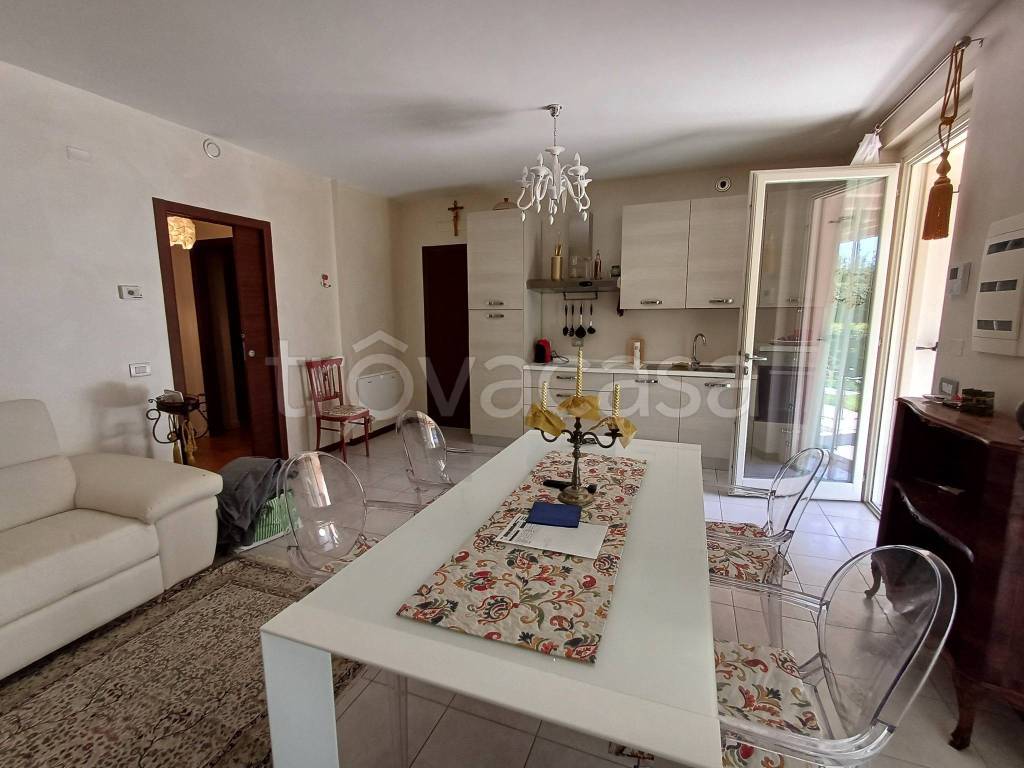 appartamento in vendita a Peschiera del Garda