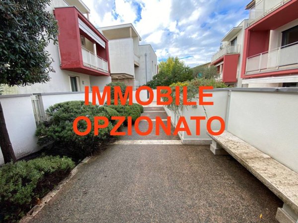 appartamento in vendita a Peschiera del Garda