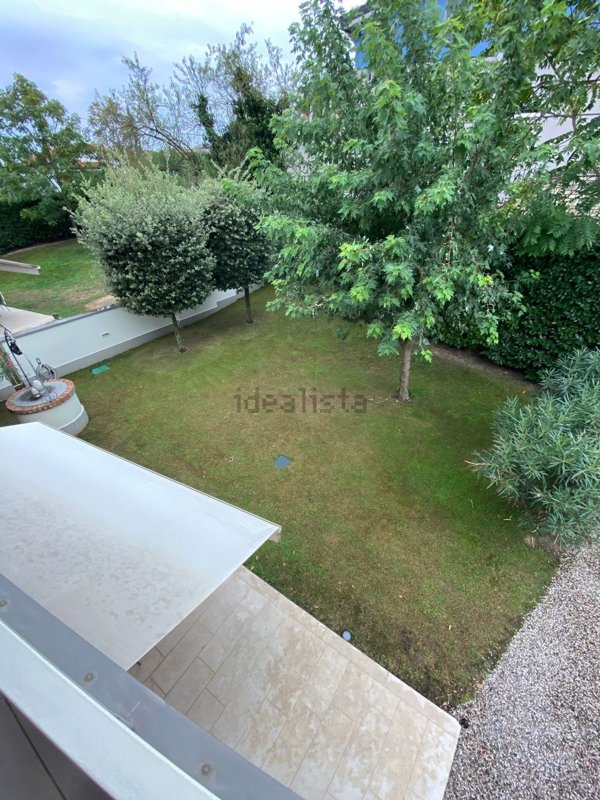 appartamento in vendita a Peschiera del Garda
