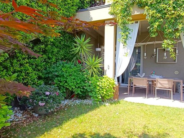 appartamento in vendita a Peschiera del Garda