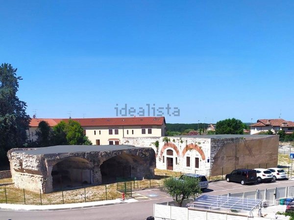 appartamento in vendita a Peschiera del Garda