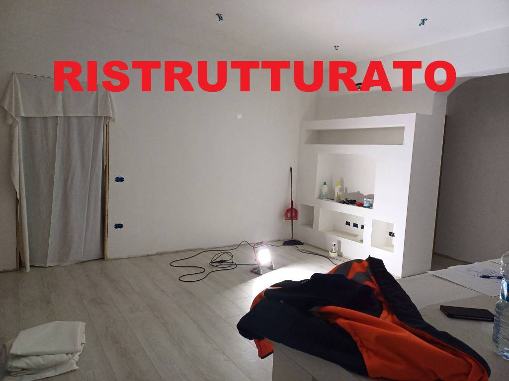appartamento in vendita a Peschiera del Garda