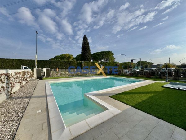 appartamento in vendita a Peschiera del Garda