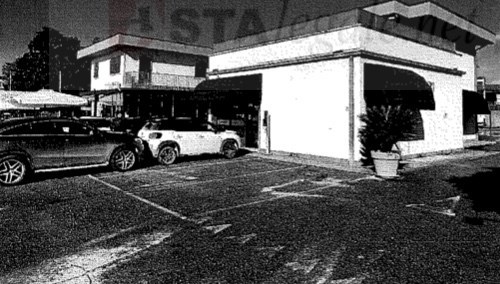 locale commerciale in vendita a Peschiera del Garda