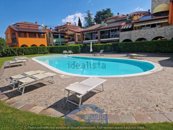 appartamento in vendita a Peschiera del Garda in zona Broglie