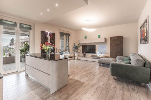 appartamento in vendita a Peschiera del Garda