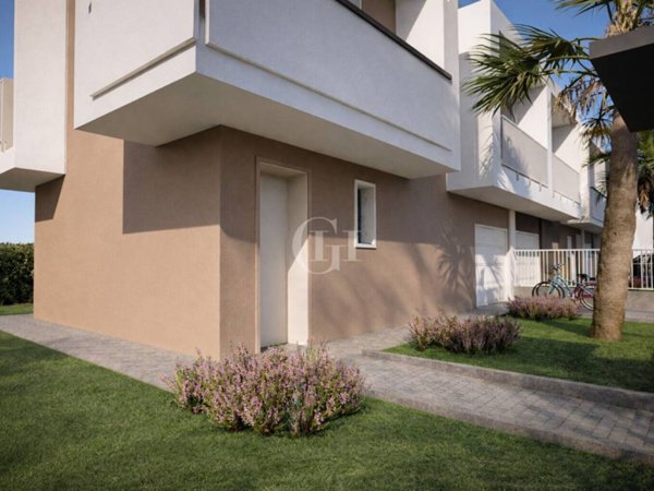 casa indipendente in vendita a Peschiera del Garda