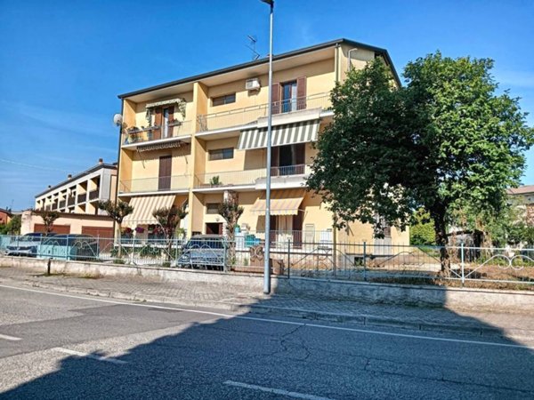 appartamento in vendita a Peschiera del Garda