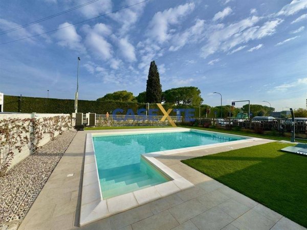appartamento in vendita a Peschiera del Garda