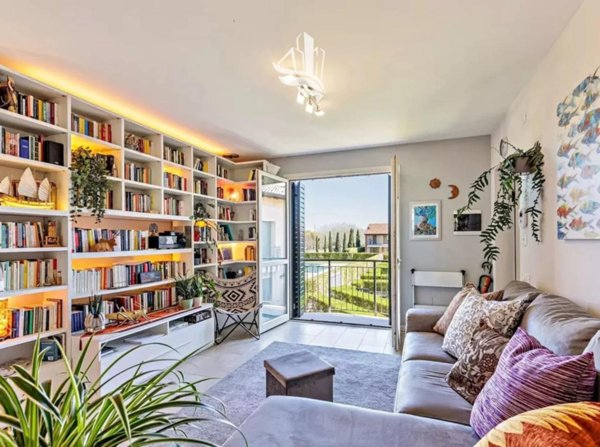 appartamento in vendita a Peschiera del Garda