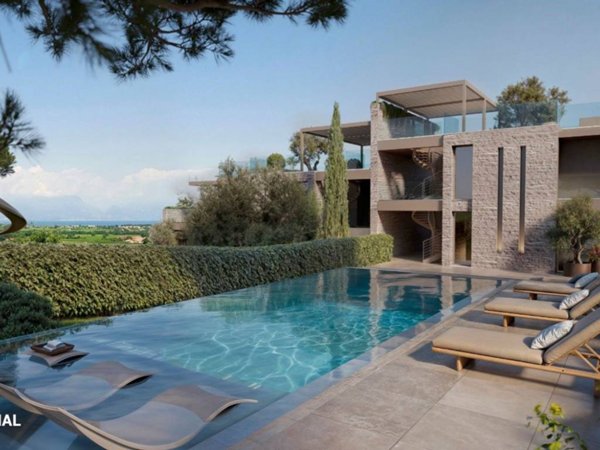 casa indipendente in vendita a Peschiera del Garda
