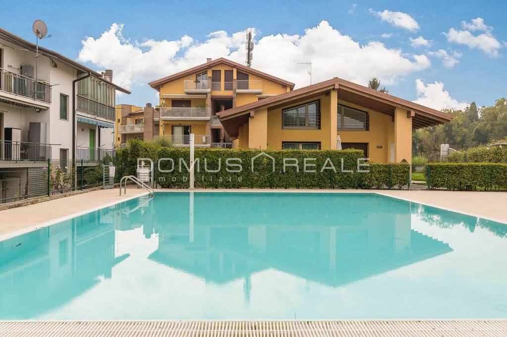 appartamento in vendita a Peschiera del Garda