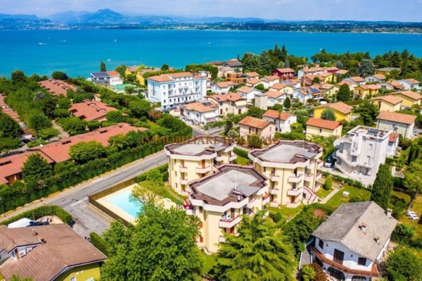 appartamento in vendita a Peschiera del Garda