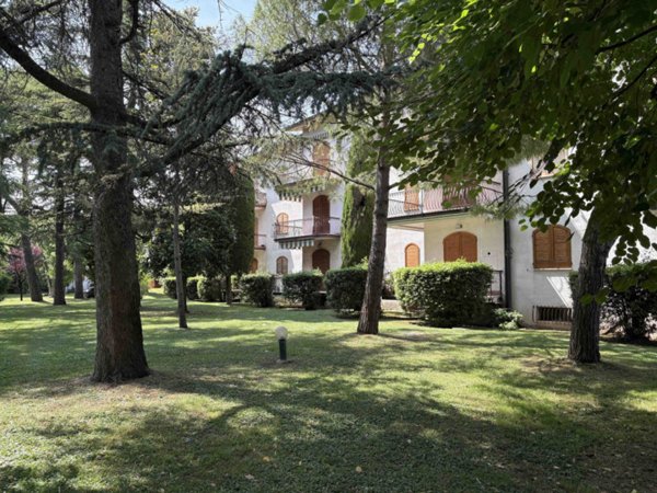 appartamento in vendita a Peschiera del Garda